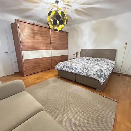 In Dudetown Dudelange