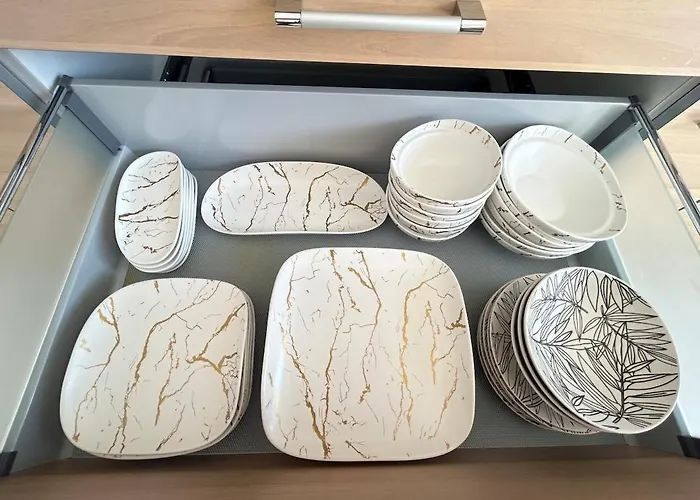 In Dudetown 別荘 デュドランジュ